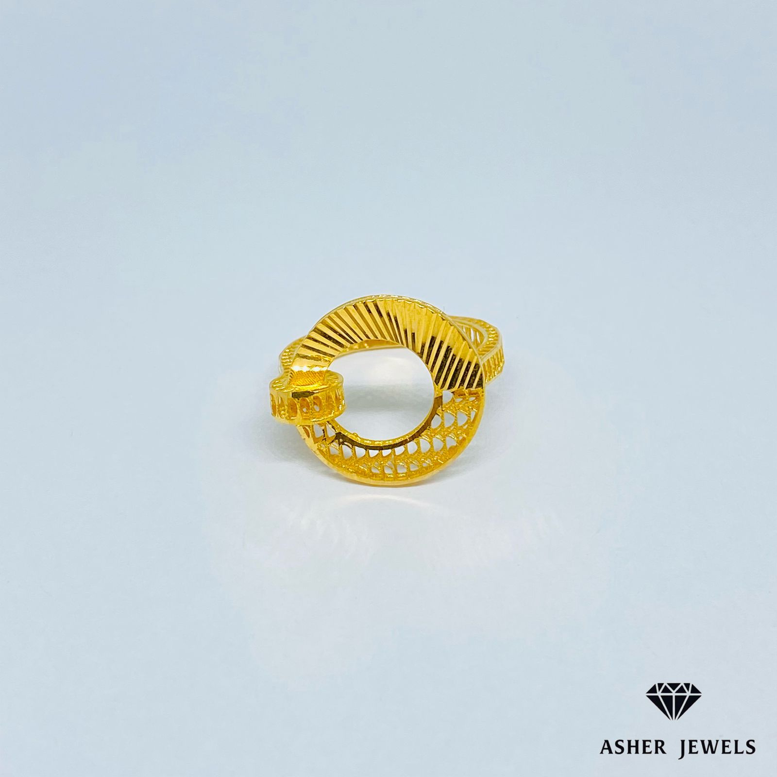 Ladies Ring Size 6.5